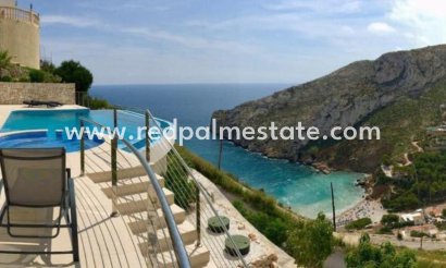 Villa - Videresalg -
            Jávea - MR2-13091