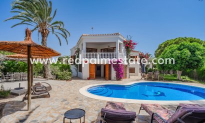 Villa - Videresalg - Orihuela Costa - Cabo Roig