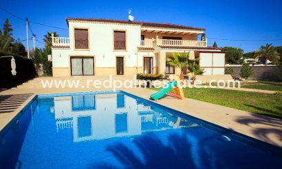 Villa - Videresalg - Orihuela Costa - Cabo Roig