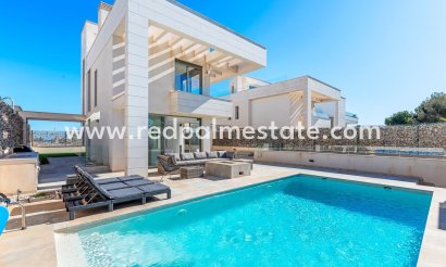 Villa - Videresalg - Orihuela Costa - Costa Blanca