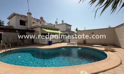 Villa - Videresalg - Orihuela Costa - Inland