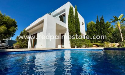 Villa - Videresalg - Orihuela Costa - Las Colinas Golf