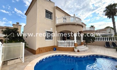 Villa - Videresalg - Orihuela Costa - Orihuela Costa