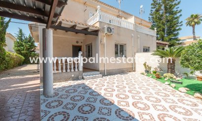 Villa - Videresalg - Orihuela Costa - Playa Flamenca