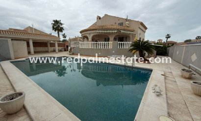 Villa - Videresalg - Orihuela Costa - Playa Flamenca