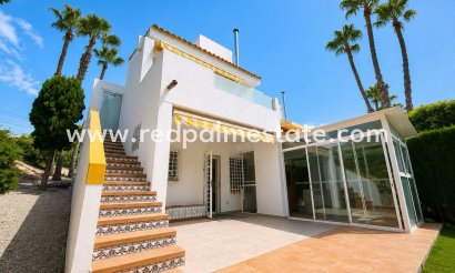 Villa - Videresalg - Orihuela Costa - Villamartín