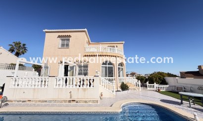 Villa - Videresalg - Orihuela Costa - Villamartín