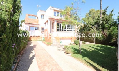 Villa - Videresalg - Orihuela Costa - Villamartín