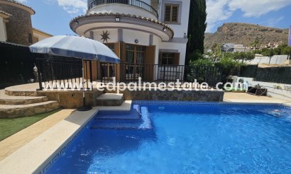 Villa - Videresalg -
            Sierra Cortina - MR2-66188