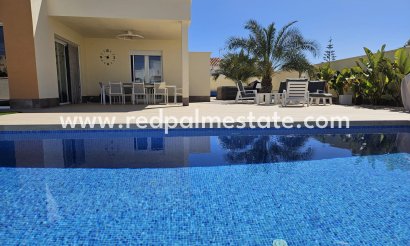 Villa - Videresalg - Torrevieja - La Siesta - El Salado - Torreta