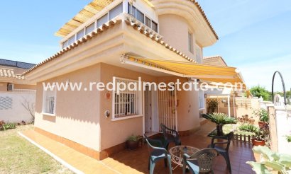 Villa - Videresalg - Torrevieja - Los balcones