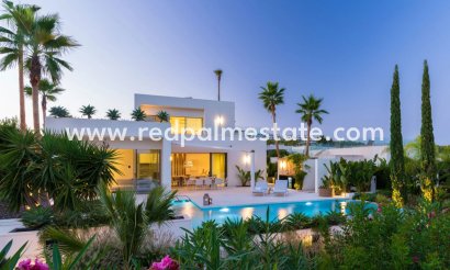 Vrijstaande villa - Herverkoop - Las Colinas Golf - Costa Blanca