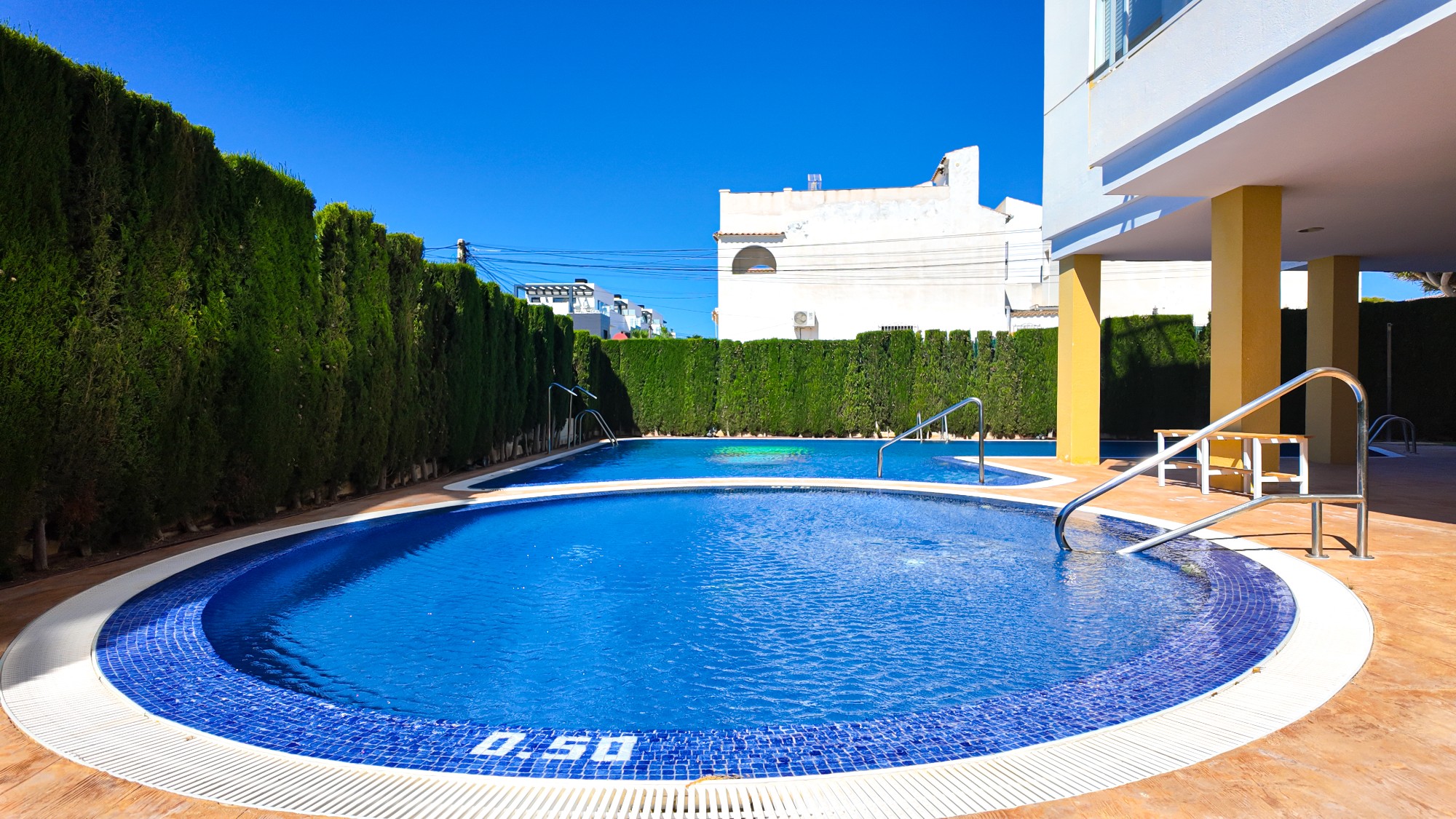 Apartment in Urbanizacion los Balcones - Image 4